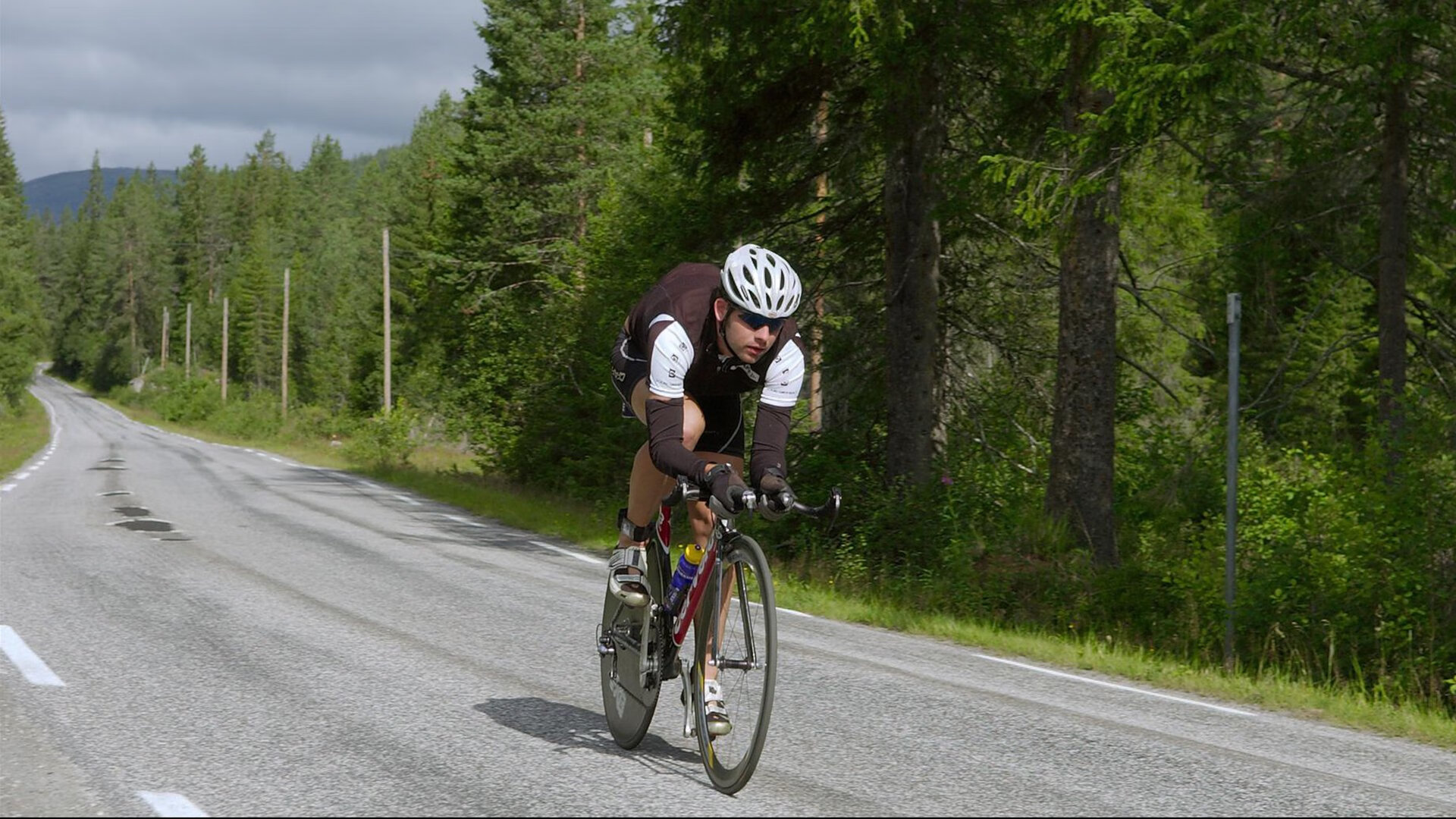 中国篮球迈向国际舞台的脚步，中国篮球发展走向